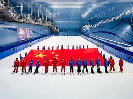 欧冠MVP遭降薪50万！31岁朱婷被列离队名单